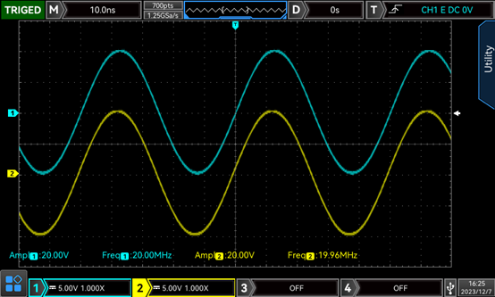 UTG2000X_-_Equal_performance_dual_channel.png